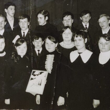 Dvietes skolēni 1972. gadā. Līvijas Zemlickas arhīvs.
