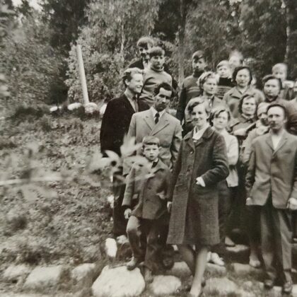 Dvietes skolas skolotāji. Līvijas Zemlickas arhīvs.