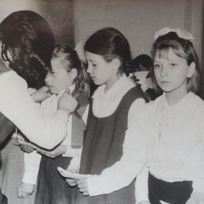 Dvietes skolas skolēni. Olgas Dogžinas arhīvs.