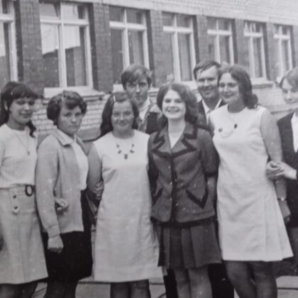 Dvietes skolas skolēni. Leontīnas Kuosas arhīvs.