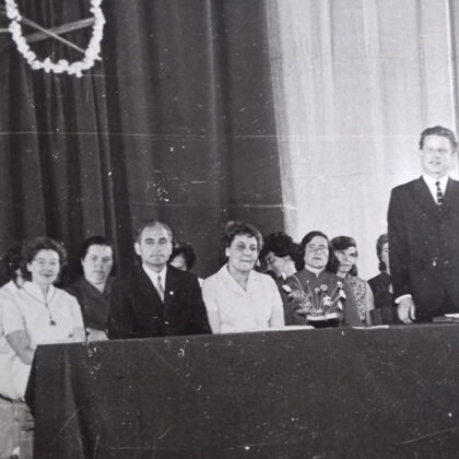 Dvietes skolas skolotāji. Leontīnas Kuosas arhīvs.