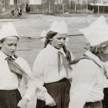 Dvietes skolēni. Virgīnijas Fjodorovas arhīvs.