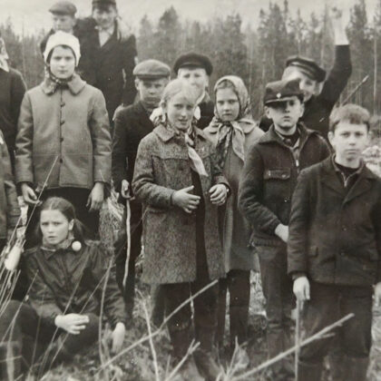 Dvietes skolēni. Virgīnijas Fjodorovas arhīvs.