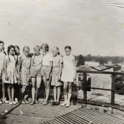 Dvietes skolēni. Virgīnijas Fjodorovas arhīvs.