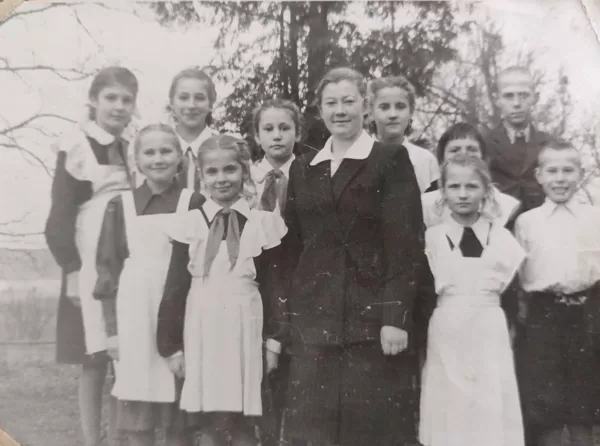 Dvietes skolēni un skolotāji 1960–1969