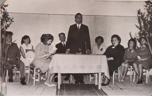 Dvietes skolas skolotāji 1967. gadā. Annas un Antona Zemnicku arhīvs.