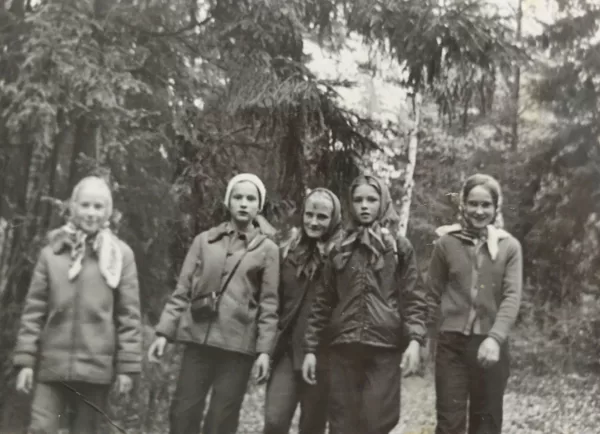 Dvietes skolēni. Virgīnijas Fjodorovas arhīvs.