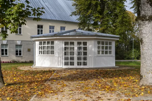 Tējas namiņš – koprades un satikšanās telpa visām paaudzēm